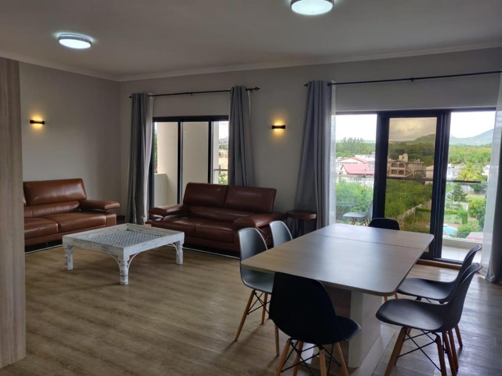 Flic-en-Flacq Shanti Haveli Beachfront Apartments מראה חיצוני תמונה