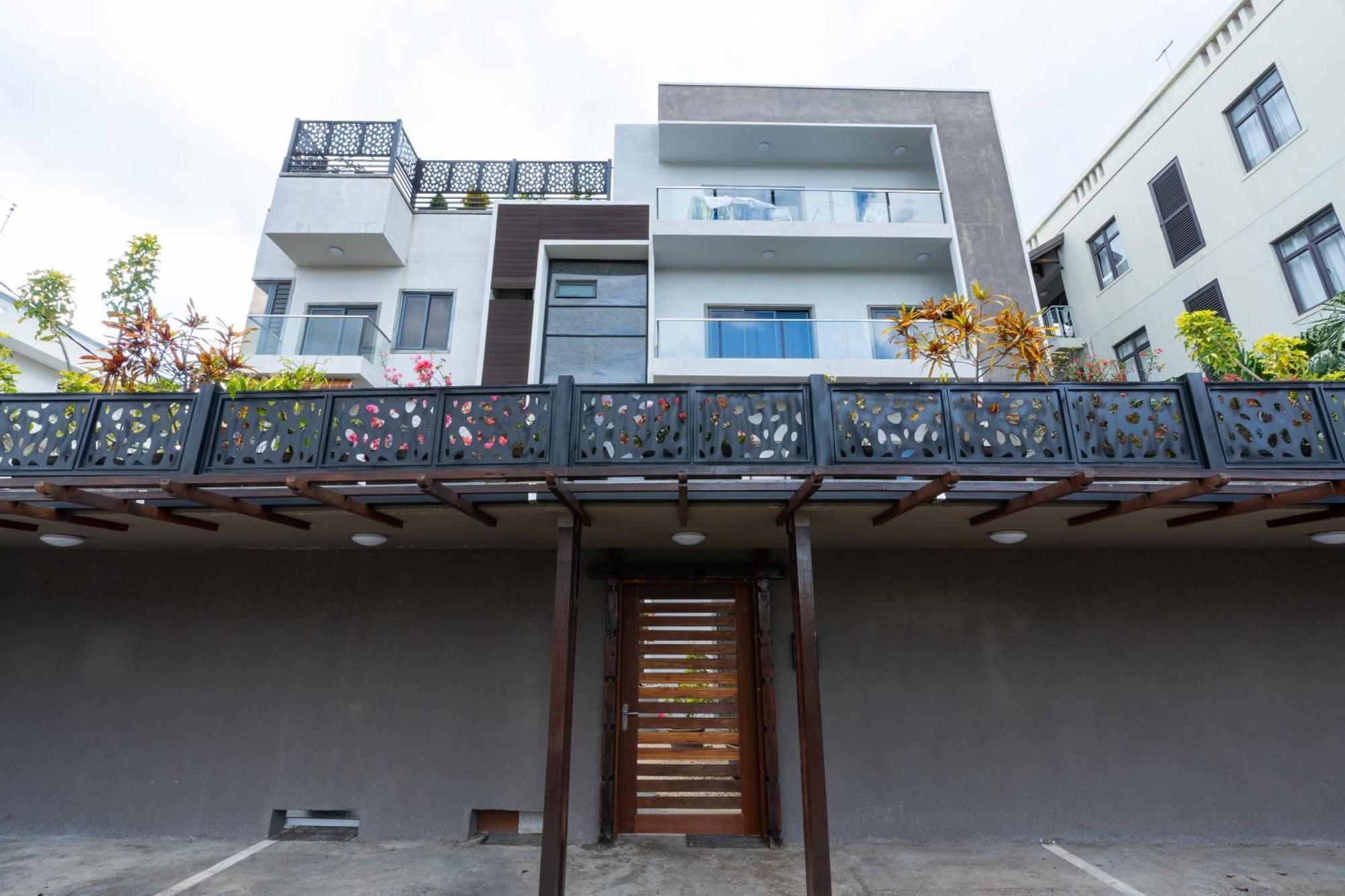 Flic-en-Flacq Shanti Haveli Beachfront Apartments מראה חיצוני תמונה